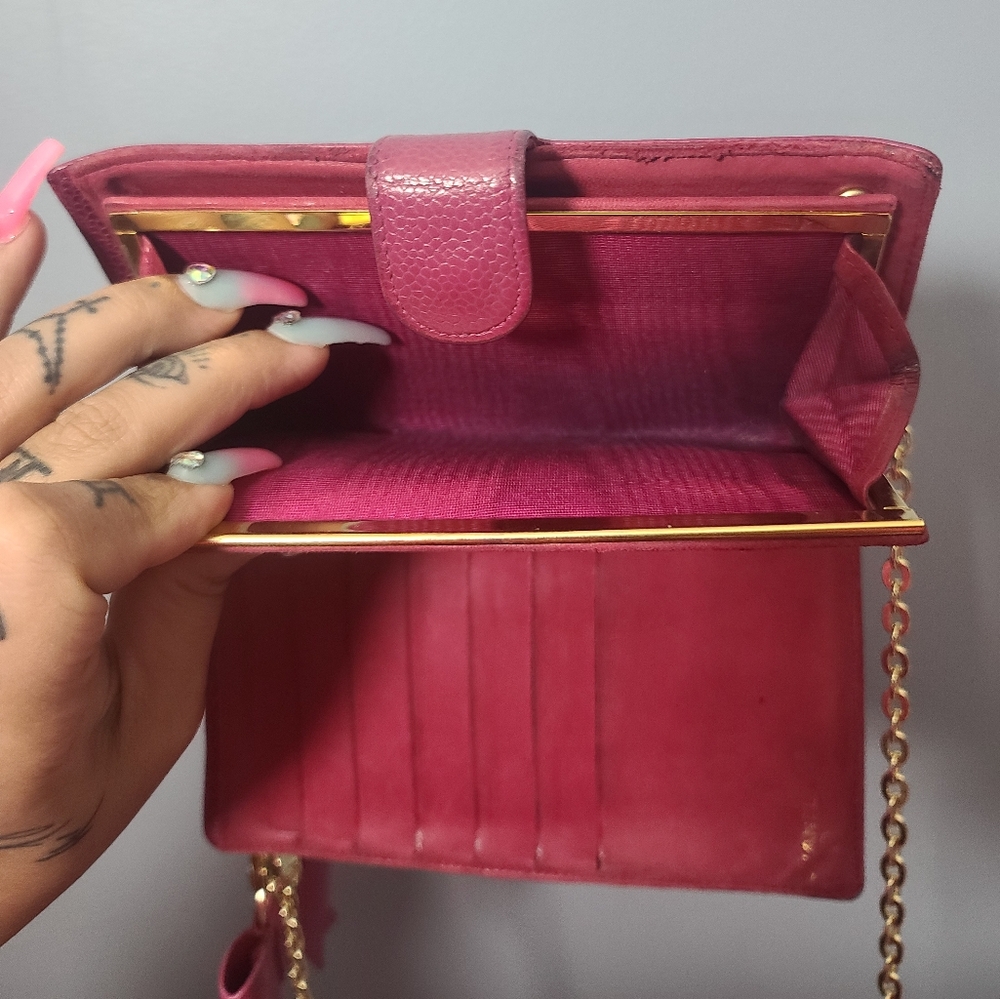 CHANEL Caviar Magenta Pink Kisslock Wallet - Picture 4 of 9